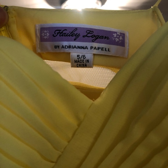 Lemon Adrianna Papell - Picture 3 of 5